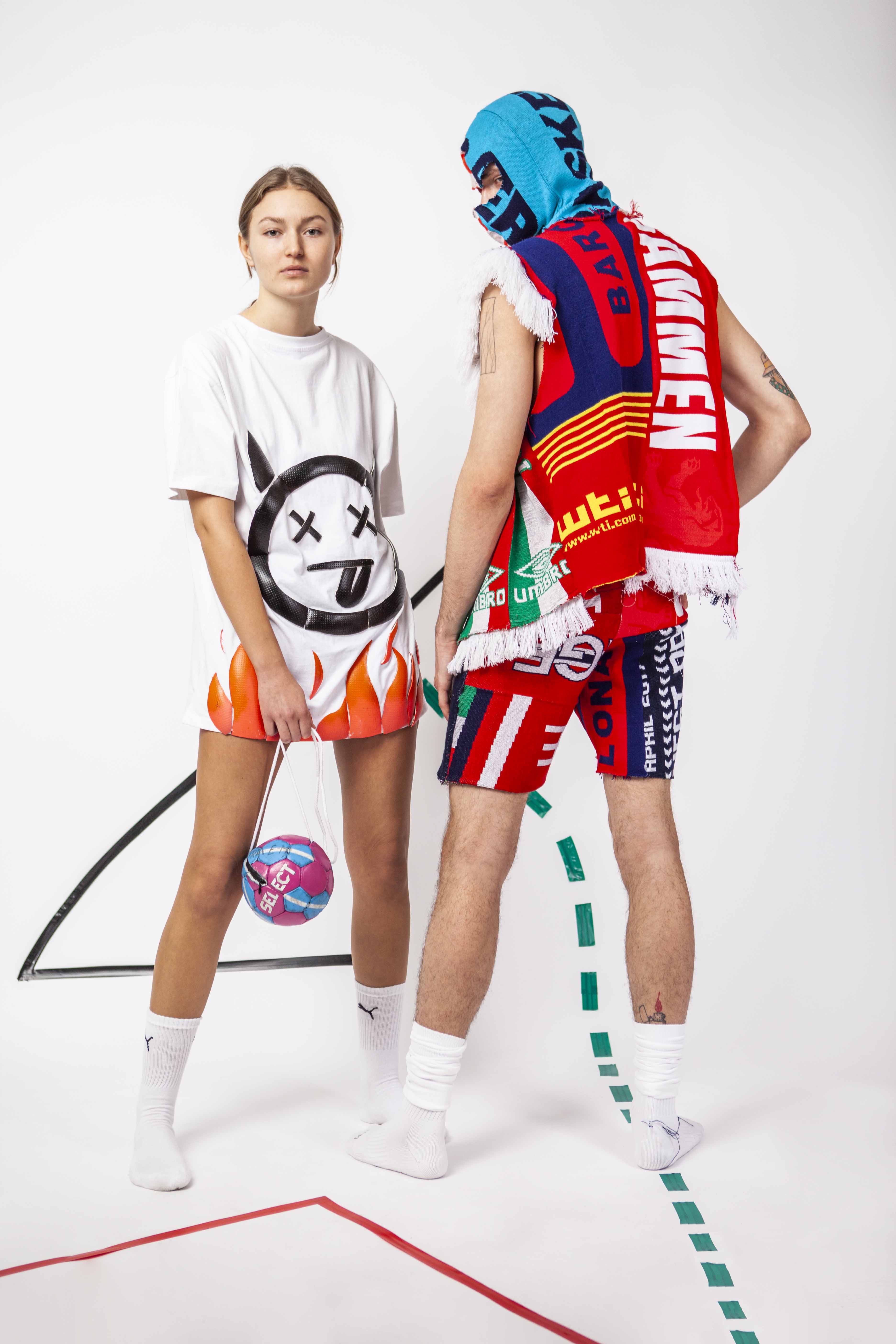 Fotoshoot SoFI bilde av to studenter som poserer i sportsklær