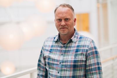 Portrettfoto av Morten Myhre.