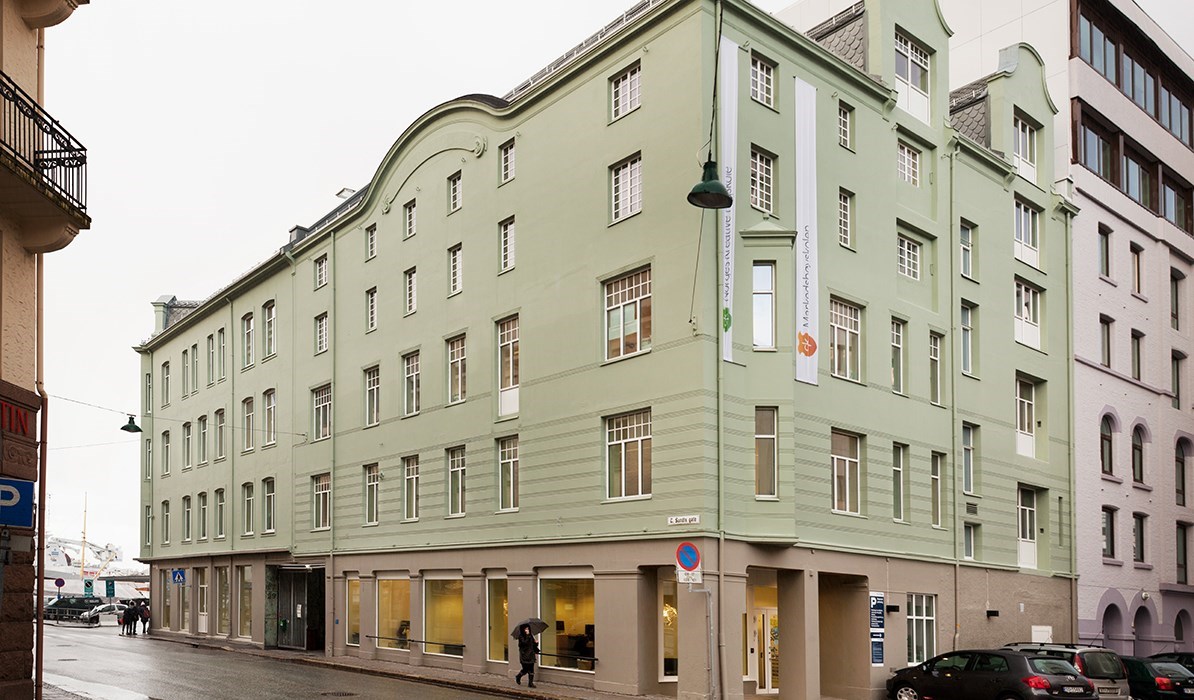 Foto av Fagskolen Kristianias fasade.