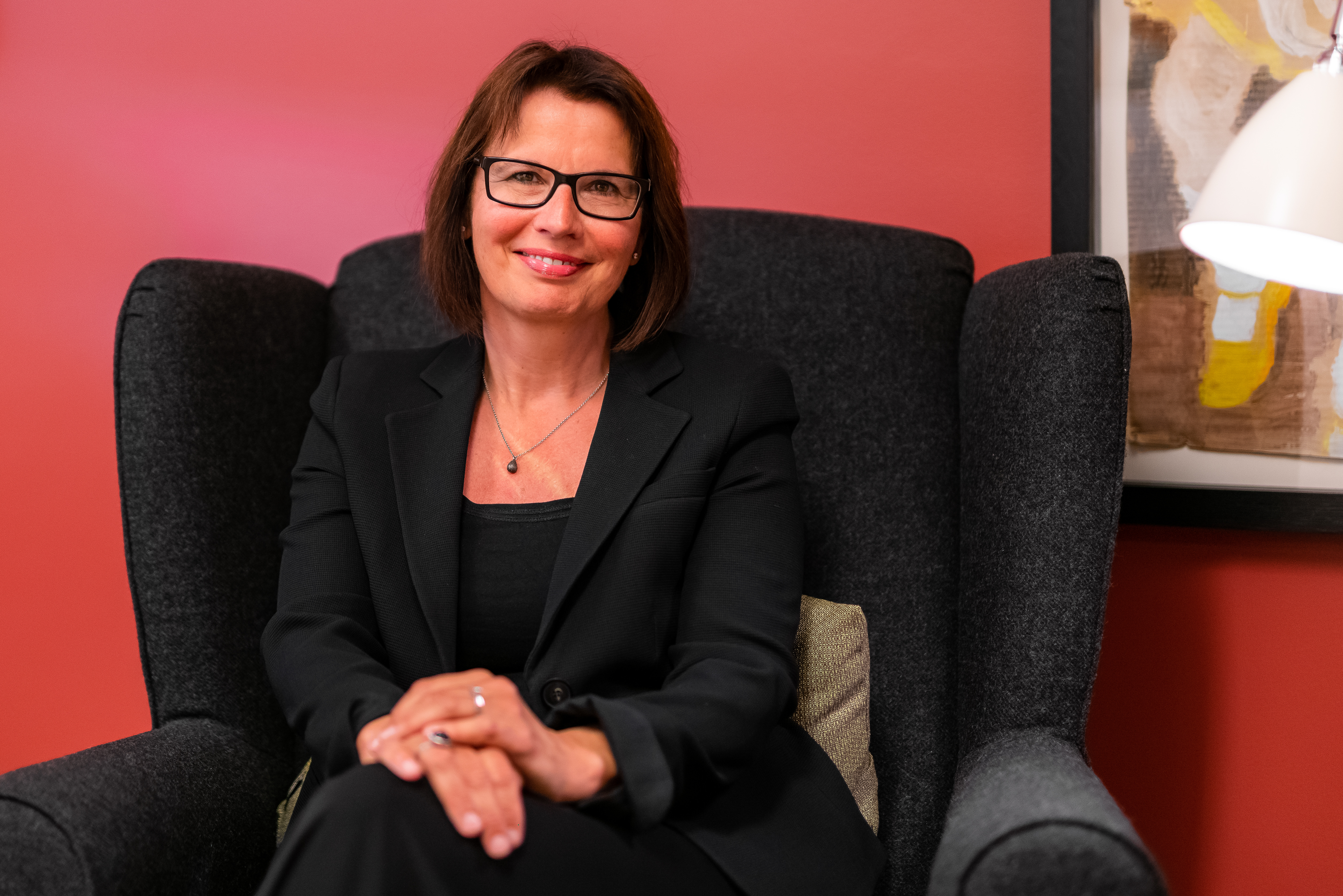 Portrettbilde av Solfrid Lind.