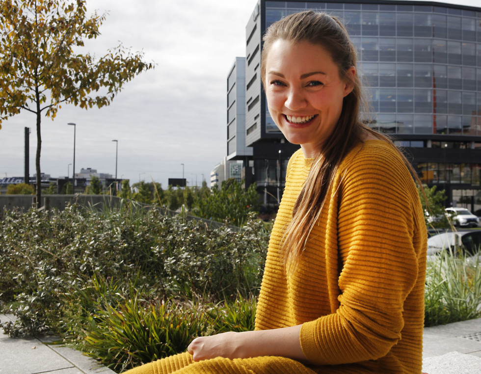 Marianne Bergseth fikk drømmejobben av KLM: Reise jorden rundt for å finne de positive historiene og inspirere andre.