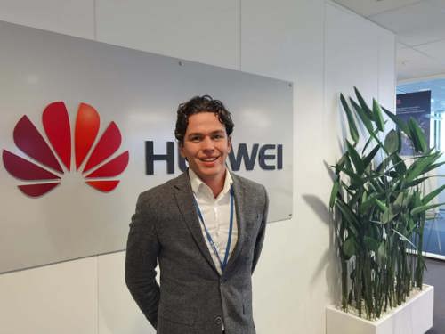 Cedric fikk drømmejobben i Huawei
