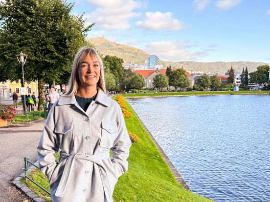 Anja Tveit hadde ikke hørt om HR før hun startet studium, men skjønte fort at dette var noe for henne.