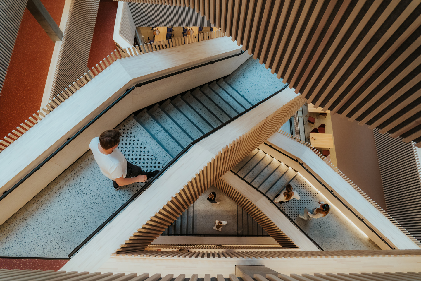 Bilde av trappehuset til Kristinias nye undervisningsbygg.