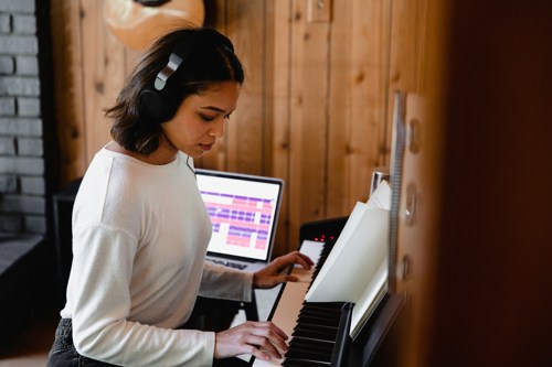 Mer enn talent: Hvordan utvikles musikalsk gehør? 
