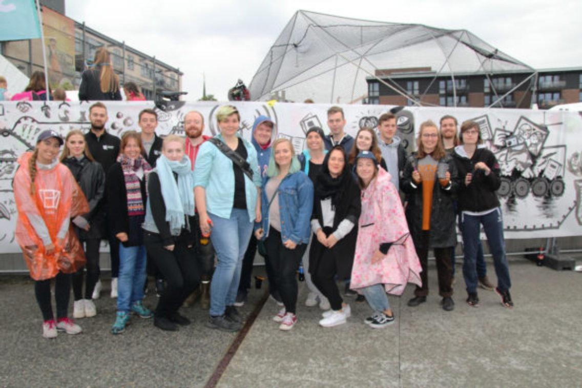 Alle illustratører samlet på Makers Faire i Trondheim 2016