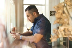 Slik får dating-appene tak i pengene dine