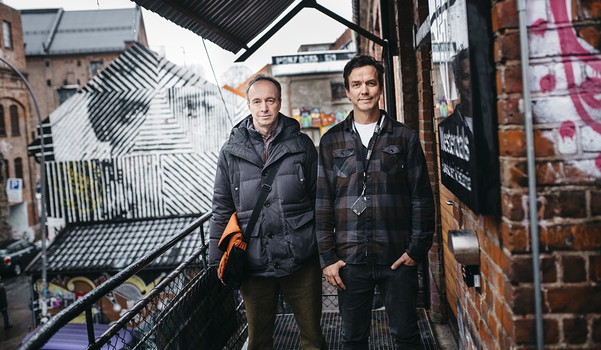 Morten Moen (t.v) og Hans Gunnar Brekke har begge lang erfaring fra Visual Effects - fra noen av de største filmproduksjonene i Norge til store filmer i Hollywood. De startet opp VFX-studiet i 2016, og uteksaminerer sitt første kull i år.
