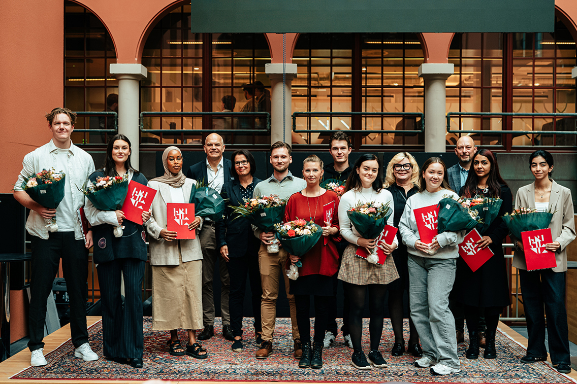 Alle Kristiania-stipendmottakerne med ledelsen i Oslo. 