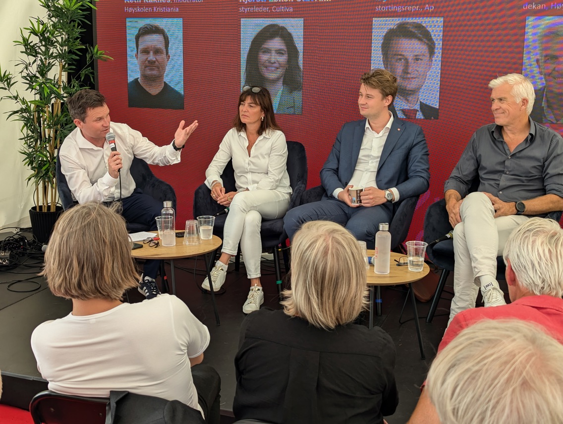 Debatt fra Arendalsuka med fire i panelet
