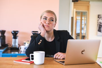 Bør ansatte selv velge å jobbe hjemmefra? Seks ting du som leder må tenke på