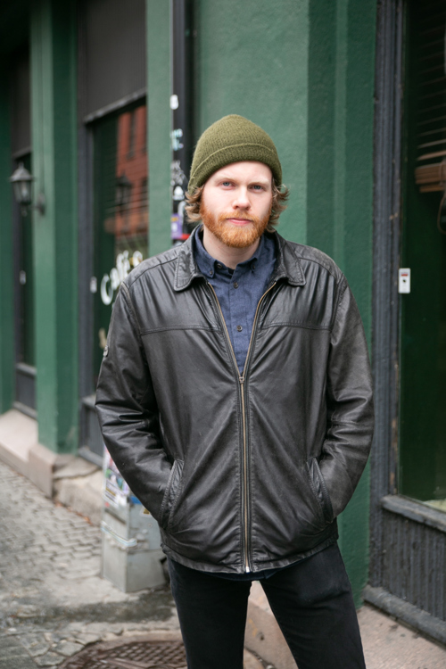 Anders Gjelsvik valgte musikkproduksjon på Westerdals, Høyskolen Kristiania fordi det var såpass bredt og flerfaglig.