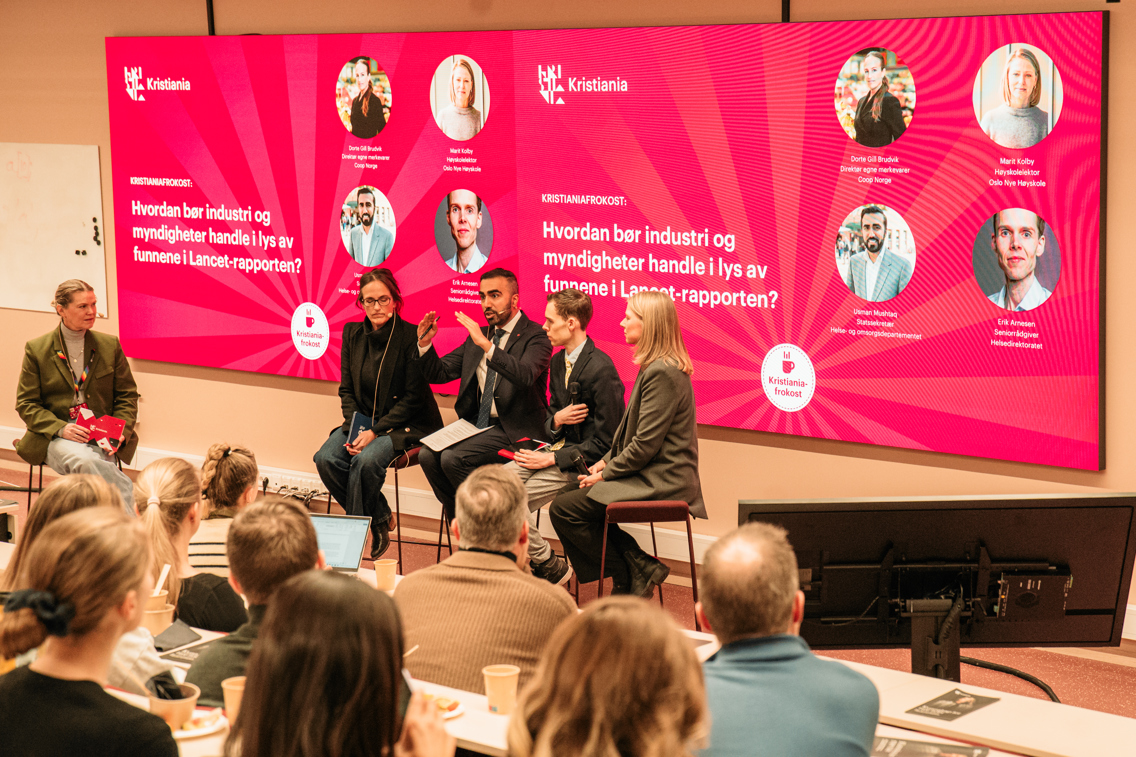 Bildet viser panelet i diskusjon under Kristianiafrokost 13. januar.