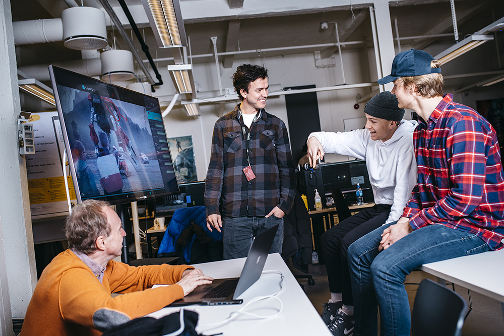 Hans Gunnar Brenna og studenter på VFX