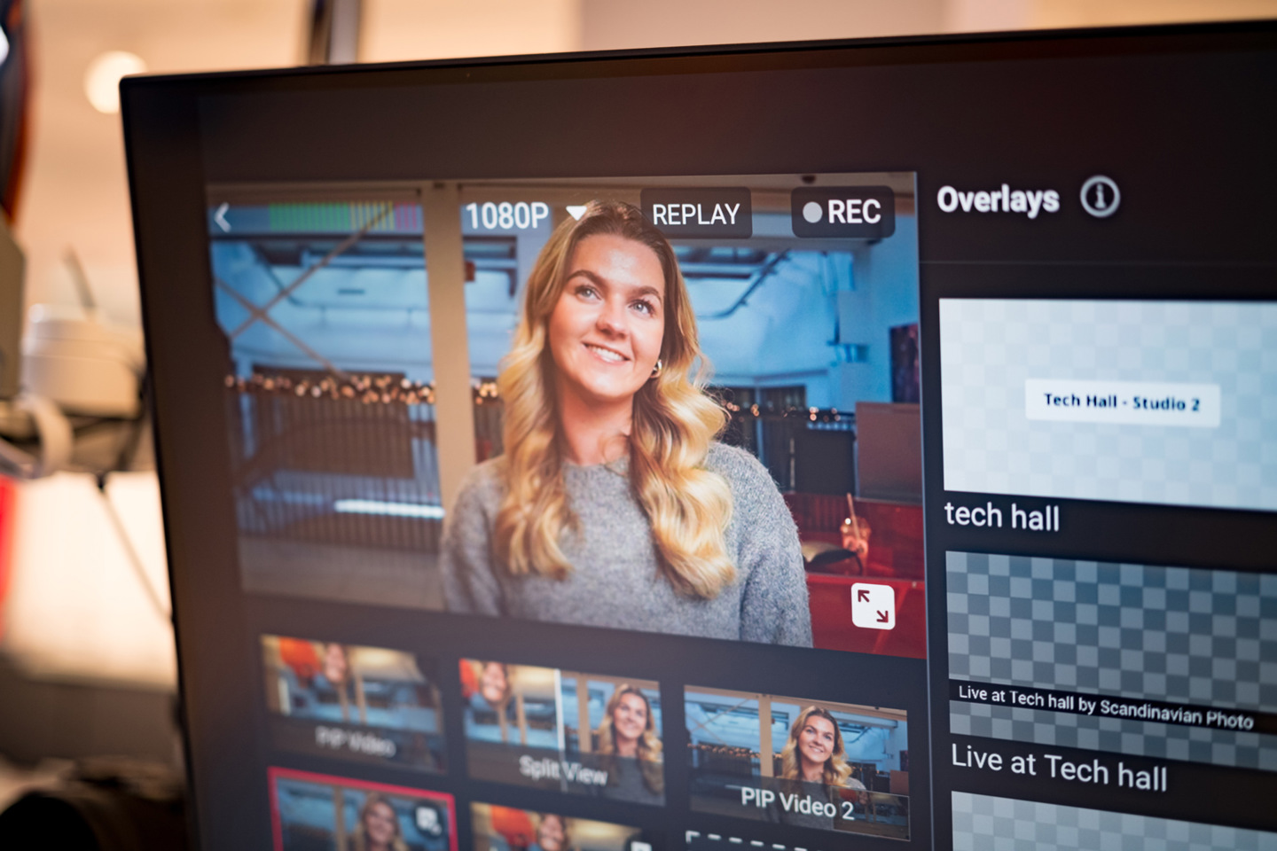 Foto av PC-skjerm som viser video av Sunniva i en mediespiller.