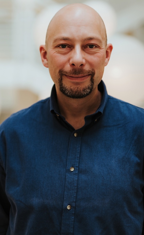Profilbilde av Tor-Morten Grønli, halvfigur