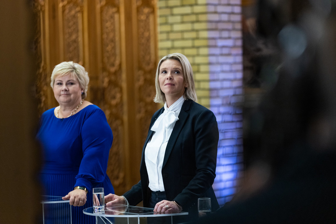 Erna Solberg og Sylvi Listhaug under partilederrunden på Stortinget