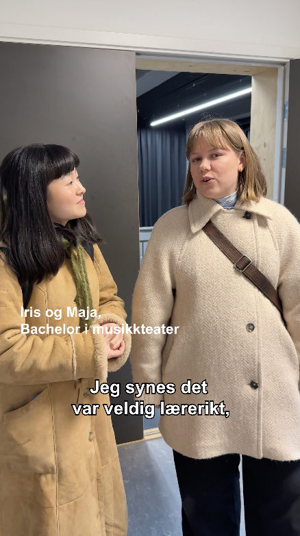 Bildelenke av studenter som leder til Gobi-video.