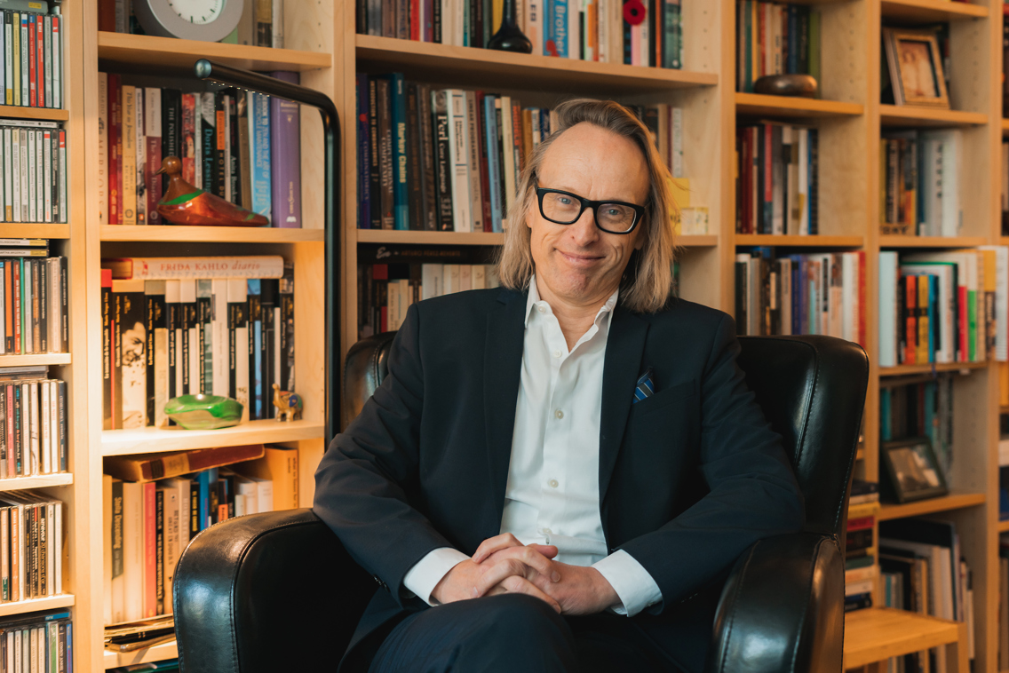 Morten Irgens på bibliotek