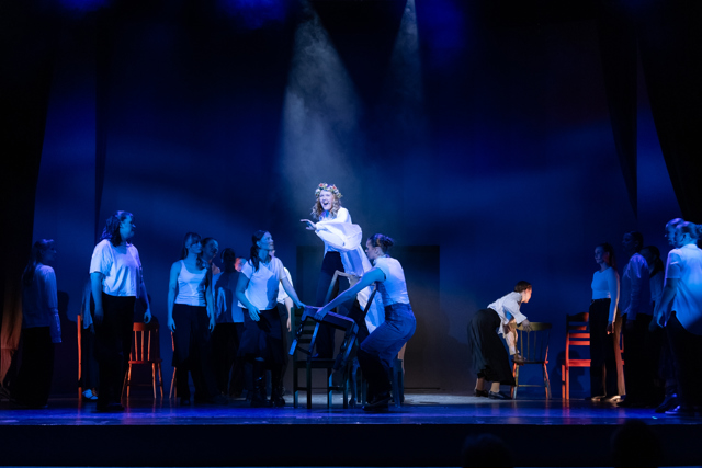 Skuespillere på en scene