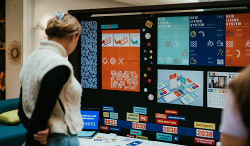 Foto fra en grafisk design utstilling på campus Fjerdingen